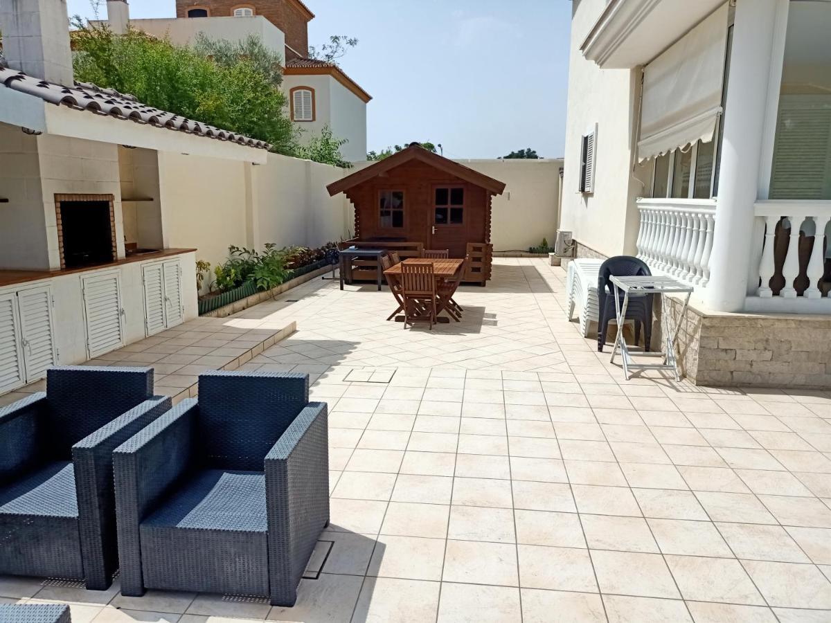 Villa De Lujo En Τορρεμολίνος Εξωτερικό φωτογραφία
