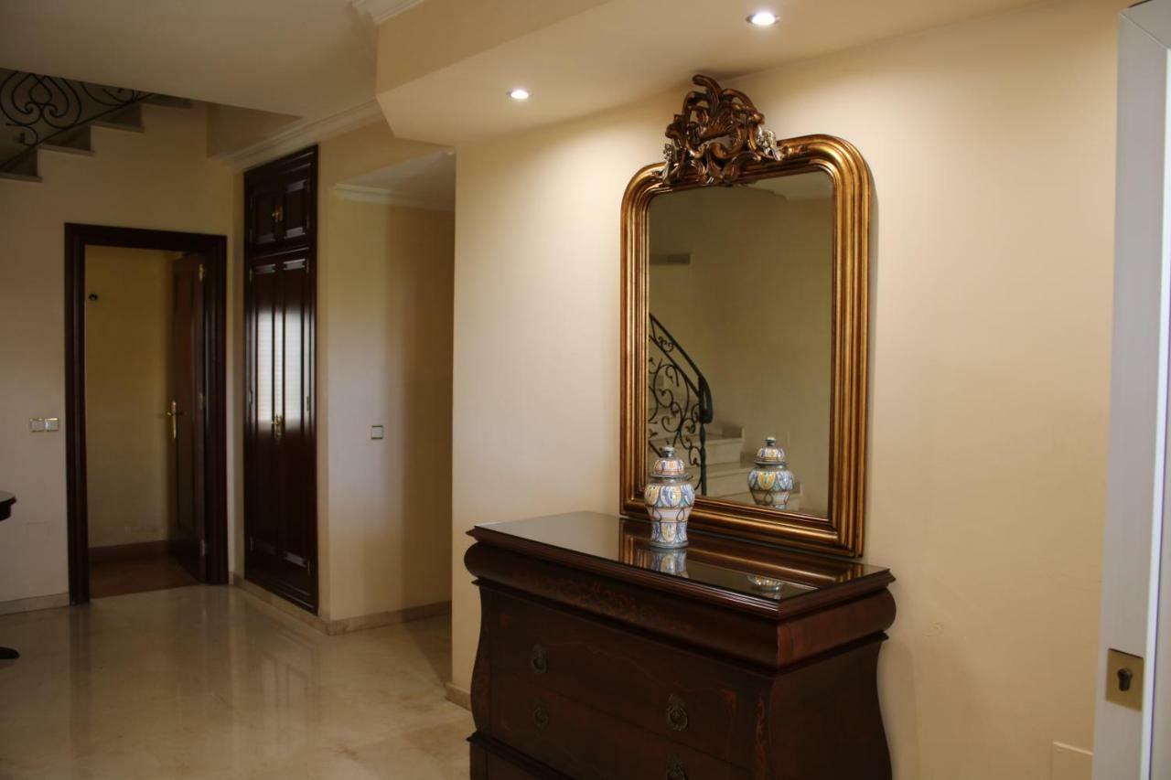 Villa De Lujo En Τορρεμολίνος Εξωτερικό φωτογραφία