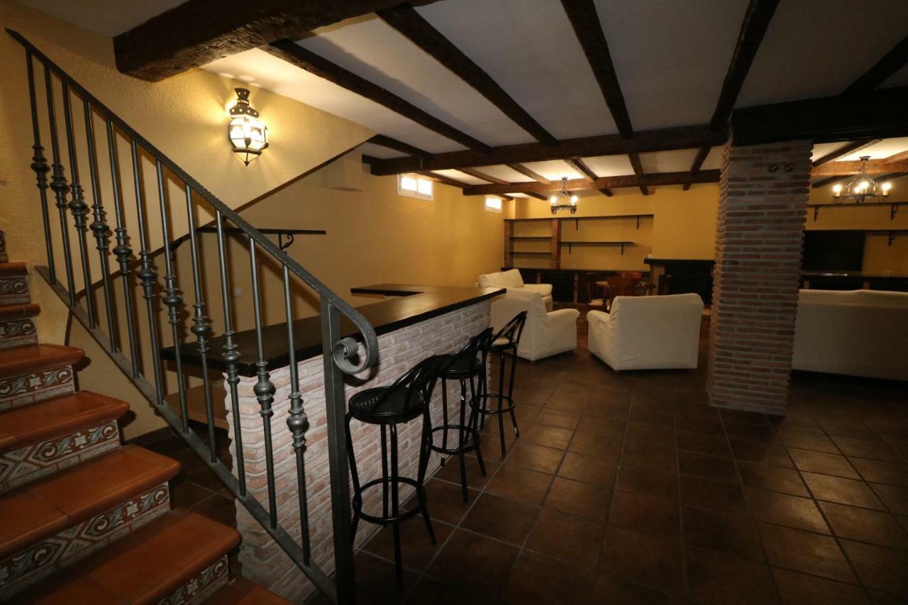 Villa De Lujo En Τορρεμολίνος Εξωτερικό φωτογραφία