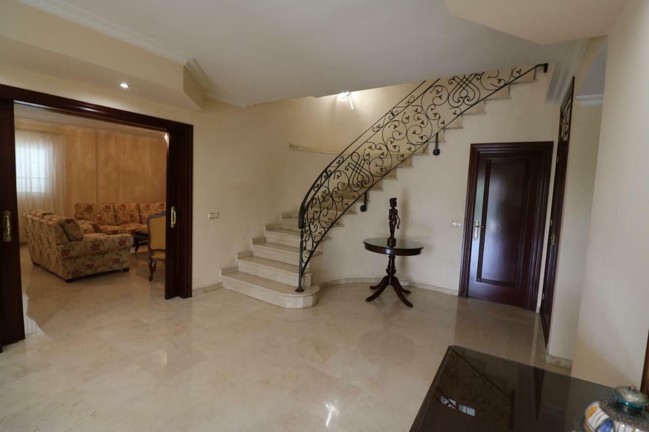 Villa De Lujo En Τορρεμολίνος Εξωτερικό φωτογραφία