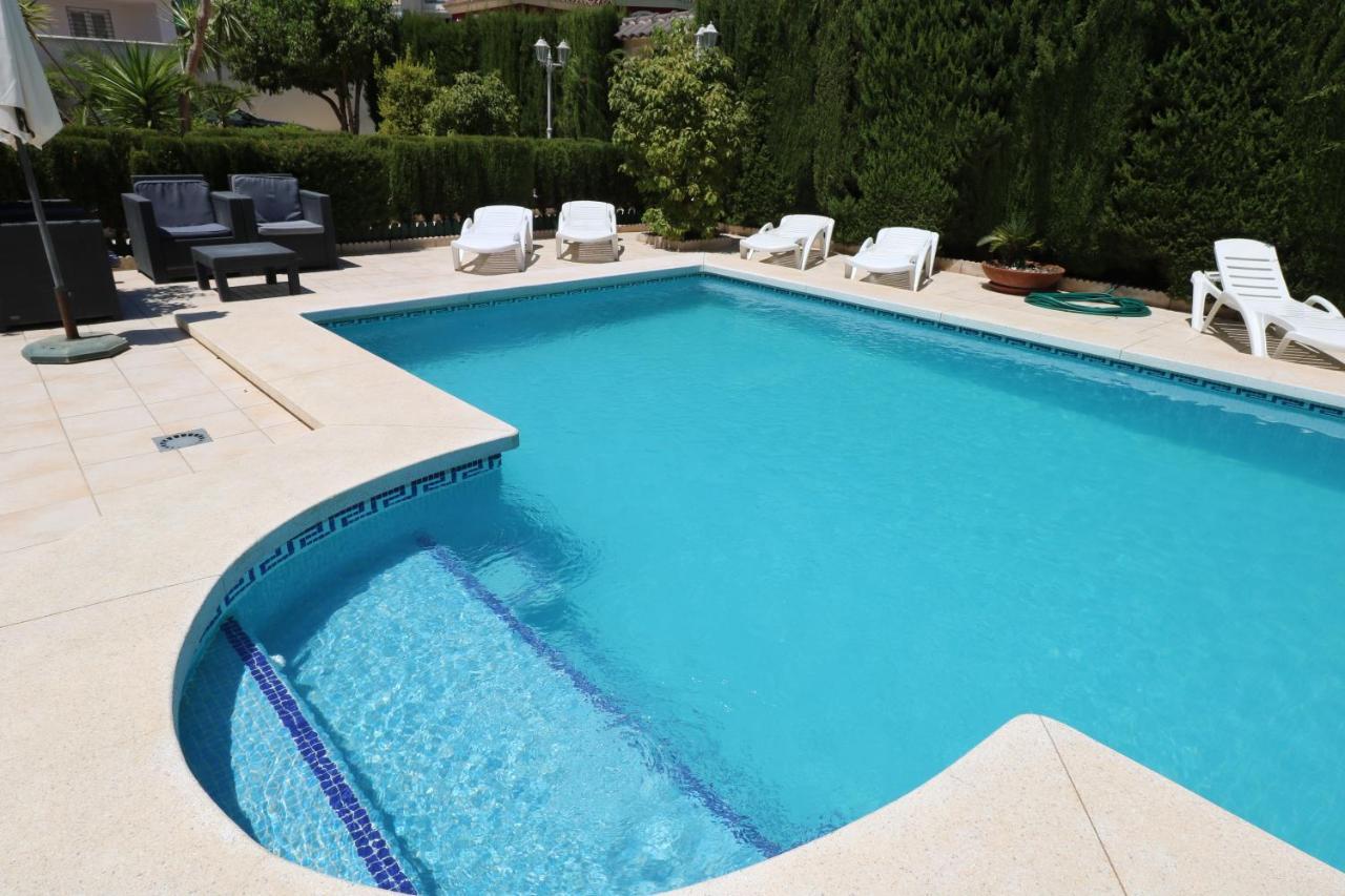 Villa De Lujo En Τορρεμολίνος Εξωτερικό φωτογραφία